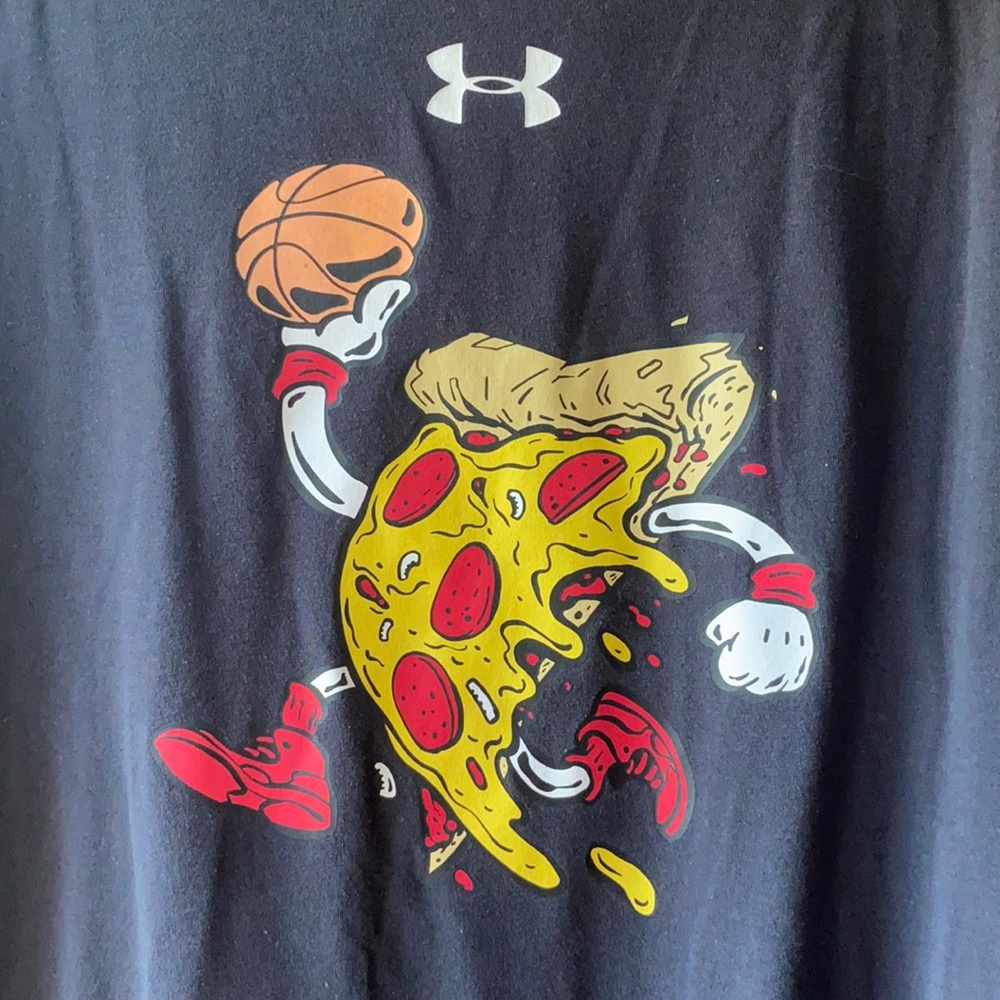 Under Armour Tshirt